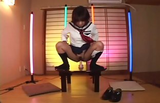 seks porno Zabrinut ruski učitelj fucks dvije srednjoškolke u zahodu