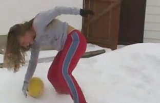 seks porno Tetovirani ćelav tip napravio dijete