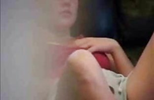 seks porno Sočno dijete nježno miluje pas remen-na