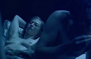 seks porno Rosetta u visokim čizmama.