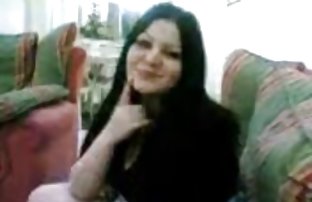 seks porno Anna se stavlja gola na pozadinu Eiffelovog tornja u Parizu