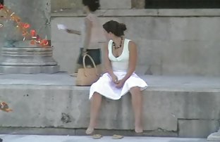 seks porno Djevojka u donjem rublju nosi masturbaciju