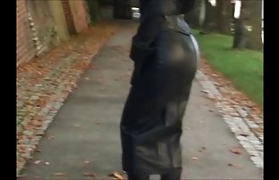 seks porno Otac gleda sina jebati svoju sestru i masturbira na njega