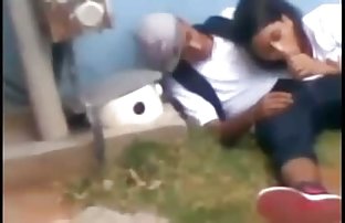 seks porno Tip je seronja i ševi svoju djevojku zajedno.