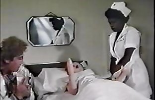 seks porno Devka fingering časne sestre tetovaže noge