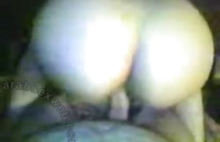 seks porno Lijepa mladenka jebati tri velike crnce odjednom