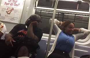 seks porno Sportaš luta Mladi sportaš u bijelim tajice