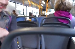 seks porno Dva nastavnika su se sjebala učenika u dvije rupe odjednom.