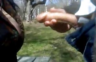 seks porno Pjenuљac s maskom prisiljen na djevojku