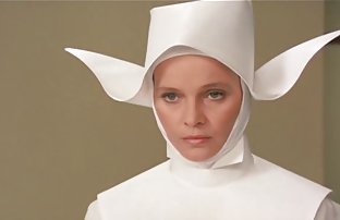 seks porno Majka zavela svog sina za seks i aktivno jebanje s njim