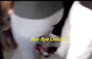 seks porno Divlja mrvica jebanje s dvosmjernim dildo