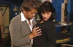 seks porno Linda fucks joj maca s ružičastom squime i stenjanje