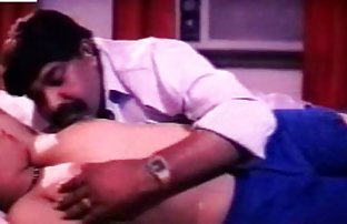 seks porno Slatka beba Galina masturbira u hladnom jacuzziju