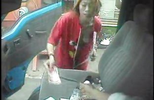 seks porno Plavuša u luksuznom donjem rublju miluje joj kapu