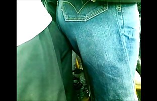 seks porno Snežana je raširila noge i pokazala kapu.