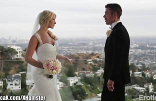 seks porno Zheneshschyna za 50 dobiva fuczhet mladi dečko