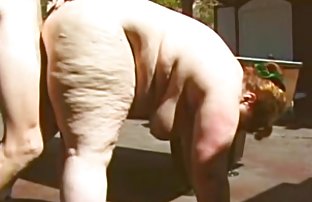 seks porno Seks stroj teško fucks ženska u tijesne guze