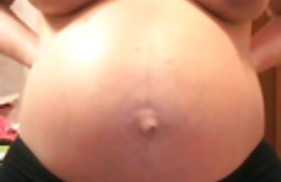 seks porno Britanska porno zvijezda fucks se s debelim vibrator