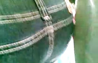 seks porno Dva prijatelja su došla u garažu i seksala se s gospodarima.